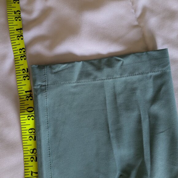 Fabletics "The Only" 4-way Stretch Pant, Powder Blue (rare color), 34 X 32 - Picture 6 of 16